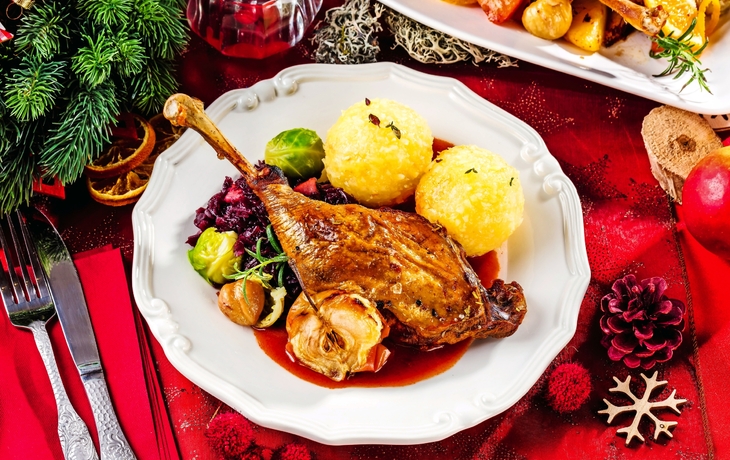 Weihnachtsgans knusprig gebraten (ente)