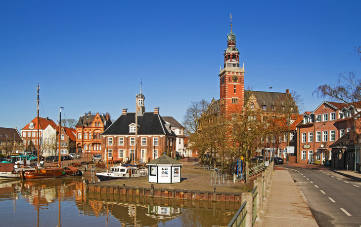 Rathaus von Leer in Ostfriesland, Deutschland