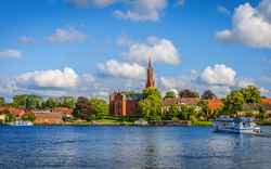 Malchow am Ufer des Malchowers Sees an der Mecklenburgischen Seenplatte