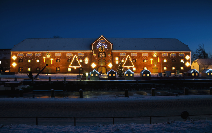 Weihnachtsmarkt Tönning im Packhaus in Nordfriesland, Deutschland