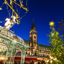 Weihnachtsmarkt am Hamburger Rathaus, Deutschland