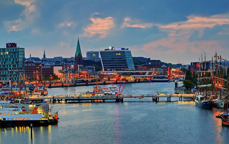 Kieler Förde am Abend, Deutschland