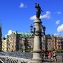 Panorama: Die Altstadt von Stockholm mit der Djurgardsbron (Tiergartenbrücke)