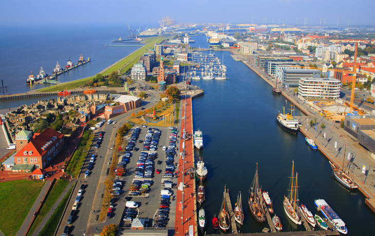 Blick auf Bremerhaven von der Aussichtsplattform Sail City