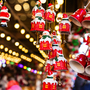 Weihnachtsmarkt in der Nähe der Town Hall am Albert Square in Manchester