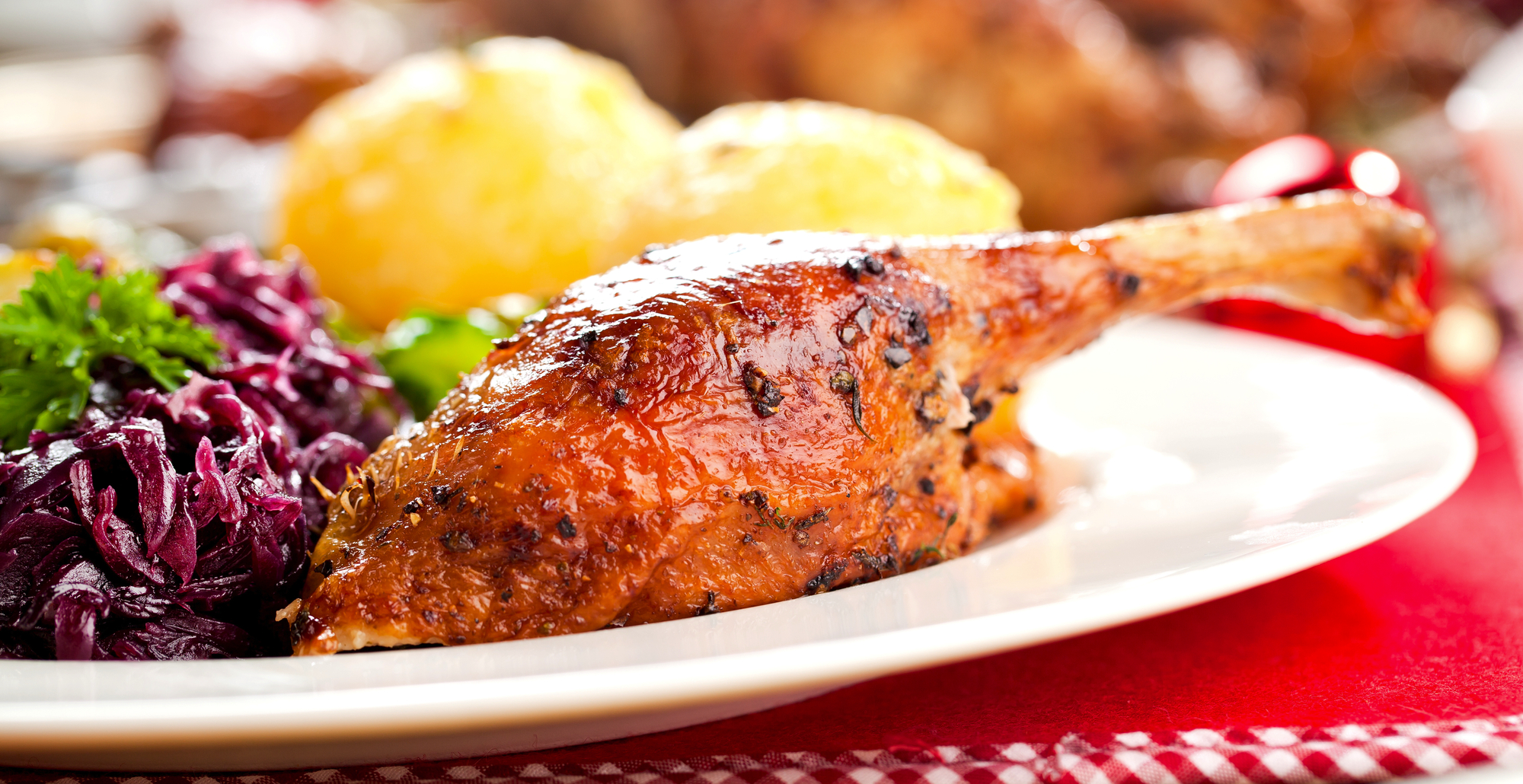 Weihnachtsente mit Knödel